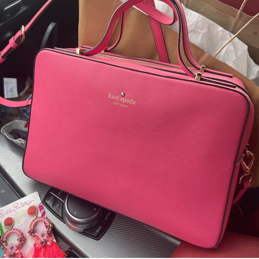 KATE SPADE CORAL HANDBAG 👜👛